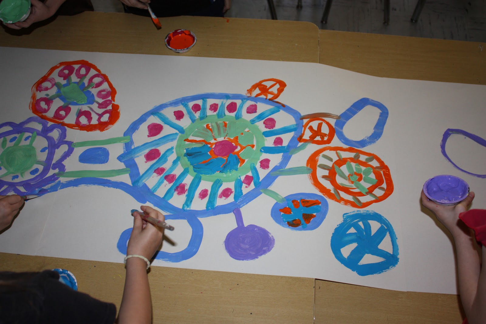 Dibujando con Judit Cueto: Mandalas para niños, deja volar su imaginación